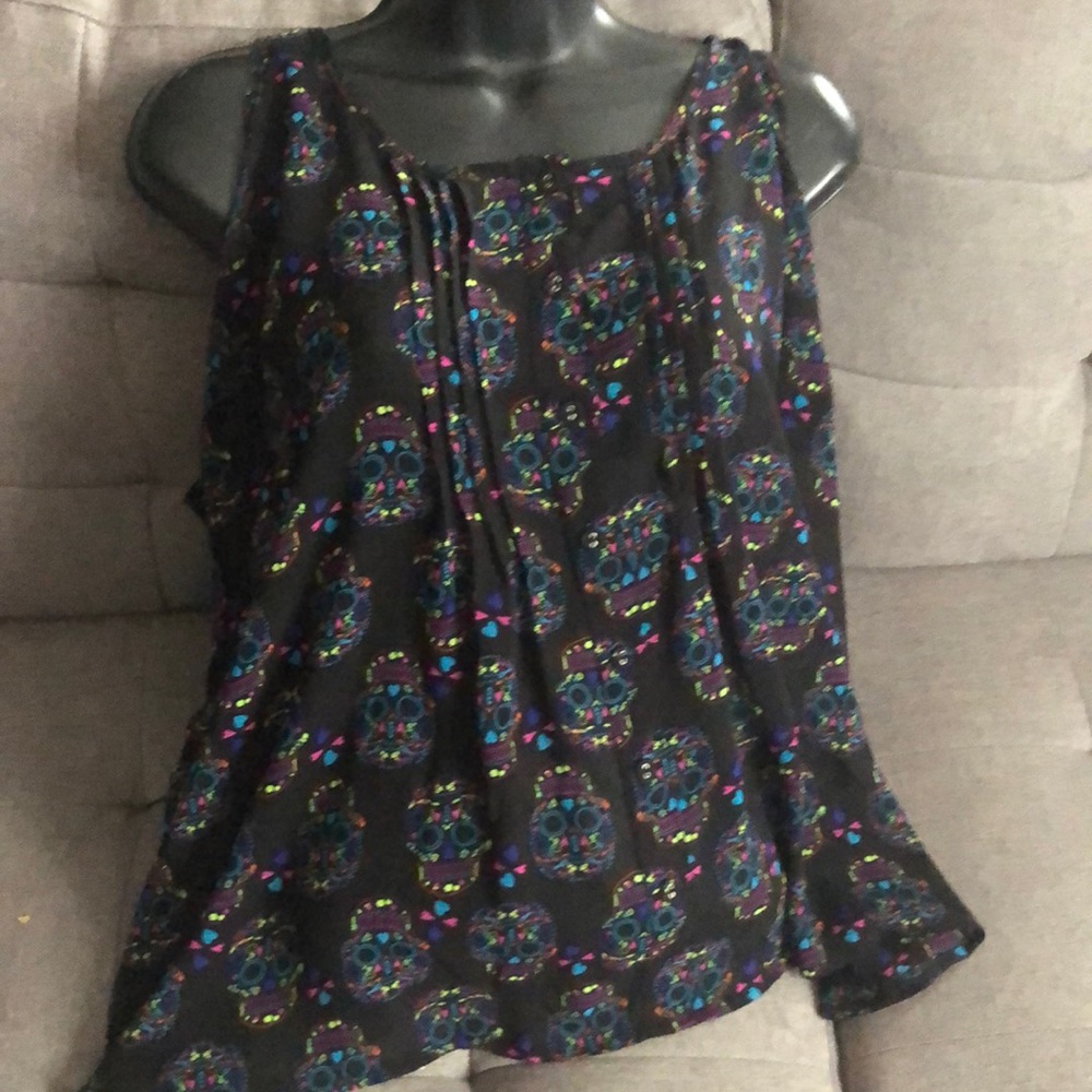 Torrid 0x 💀sleeveless sheer top